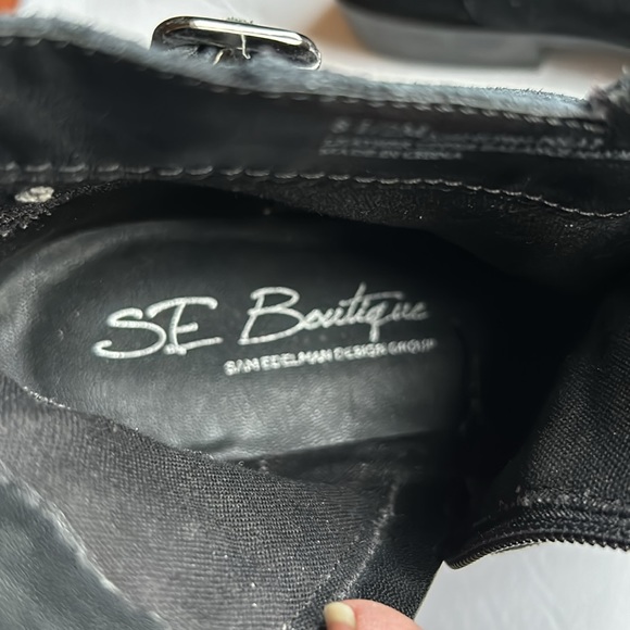 Sam Edelman barely worn black suede ankle boots. Size 8 1/2. Cute side buckles. - Picture 4 of 5